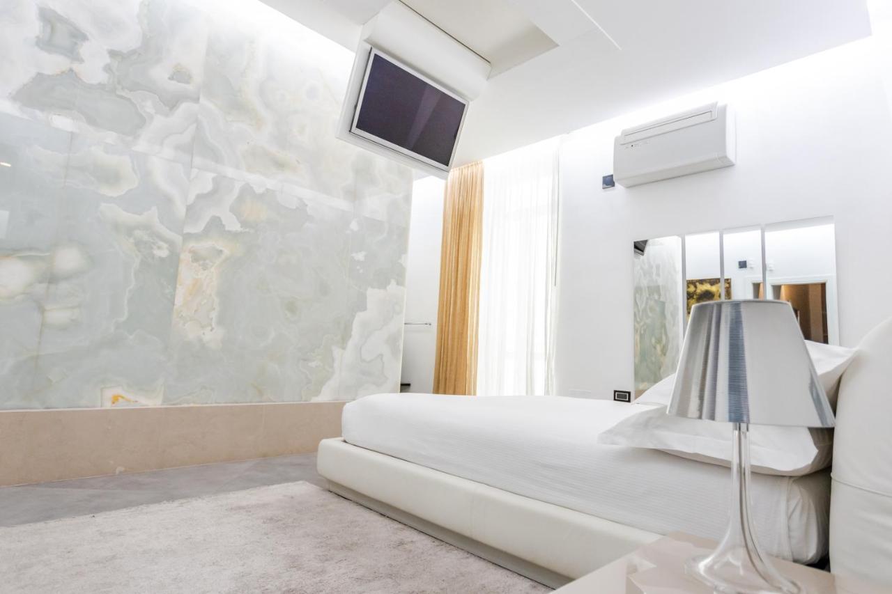 Maison Bleu Luxury Suite Sul Porto Di Trani Extérieur photo
